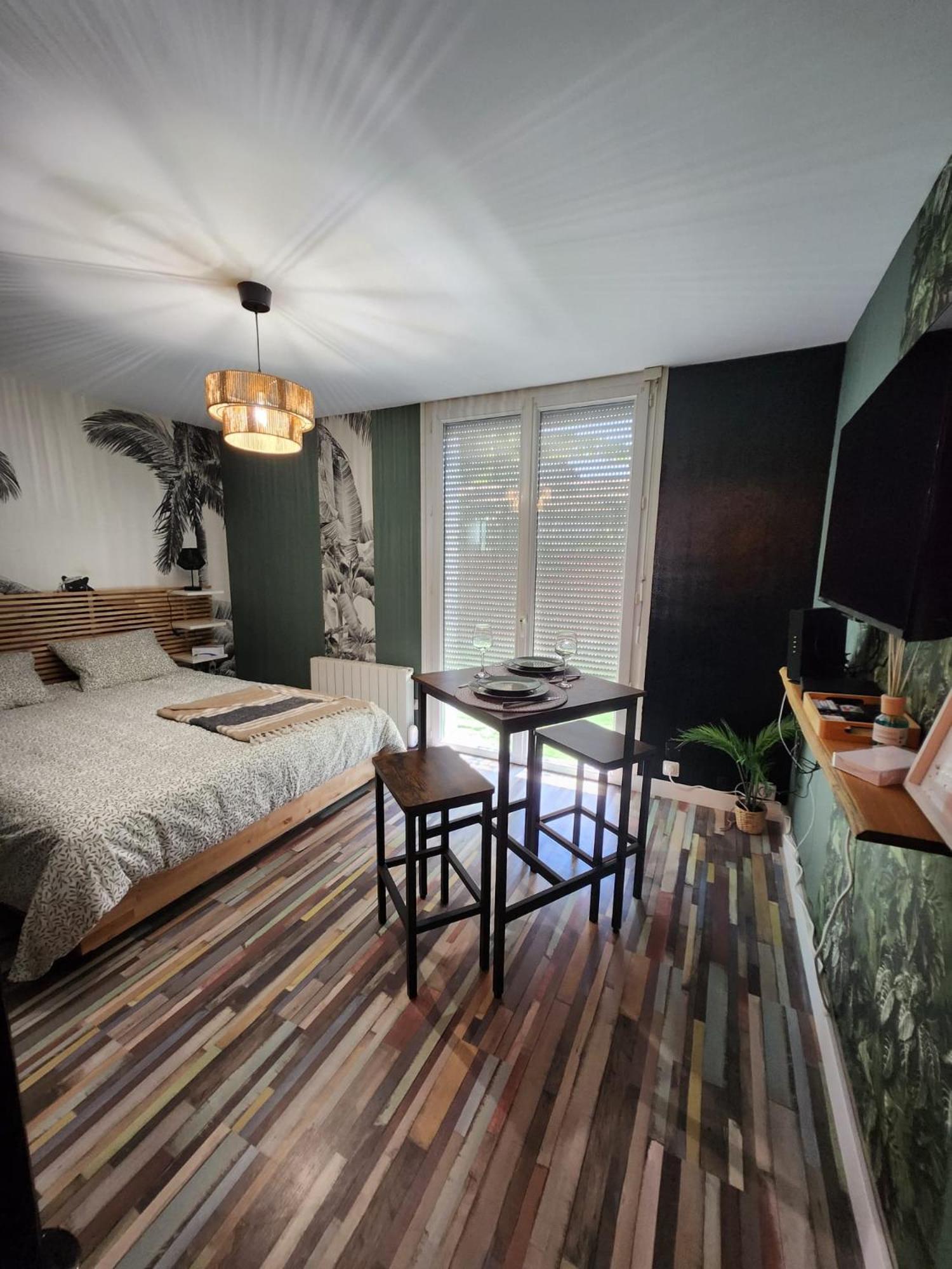 Apartamento No Historico Noyon Ngoại thất bức ảnh